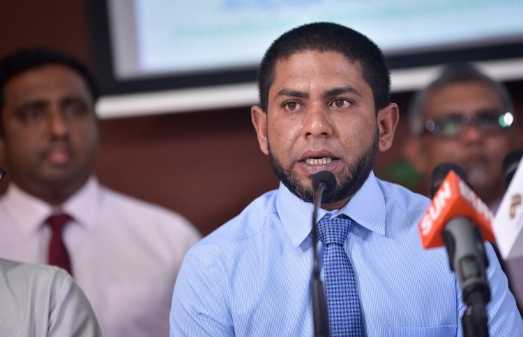 ވެމްކޯގެ ކުރީގެ އެމްޑީގެ ދައުވާ ބޭރުކޮށްލީ ރަނގަޅަށް