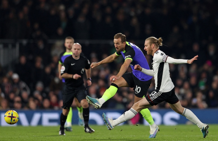 53 އަހަރުވީ ޓޮޓެންހަމްގެ ރެކޯޑަކާ ކޭން ހަމަކޮށްފި