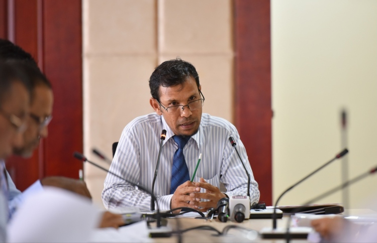 އަޝްރަފް، އަނެއްކާވެސް އެފްއައިޔޫގެ ވެރިއަކަށް