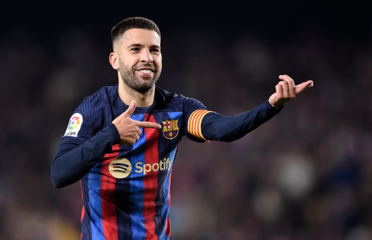 ބާސާއަށް ބޮޑު ލީޑެއް، ޕެނަލްޓީ ނުޖެހި ރެއާލް ވީ ބަލި