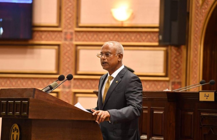 4 އަހަރުގެ ބިޔަ މަޝްރޫއަކީ "ގަދަރުވެރި ރައްޔިތެއް"!