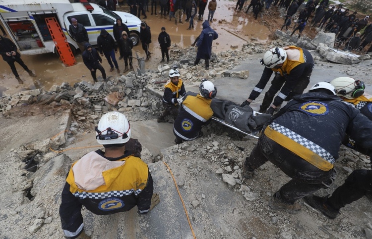 10 ދުވަސް ފަހުން 5 މީހަކު ސަލާމަތް ކޮށްފި