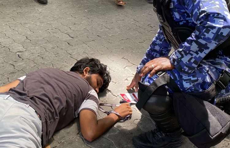 އަނިޔާވި ޗެނަލް13 ގެ ނޫސްވެރިޔާ ފަރުވާއަށް ލަންކާއަށް