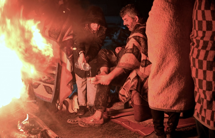 ތުރުކީ ބިންހެލުން: މަރުވި އަދަދު 9600 ން މައްޗަށް