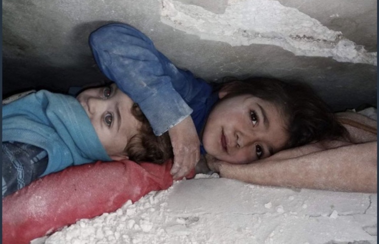 ތުރުކީ ބިންހެލުން: ވޭނާއި ކެކުޅުމާއި އުންމީދު