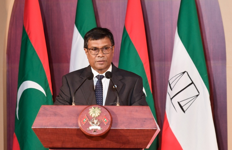 "މަސައްކަތް ކުރަންވީ އާންމު މަސްލަހަތު ހިމާޔަތްކުރަން"