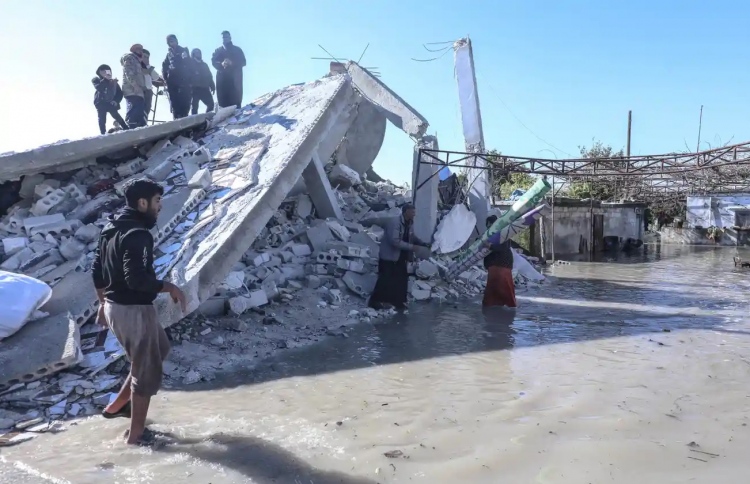 އެމެރިކާގެ ފިޔަވަޅުތަކާ ހެދި ސީރިއާއަށް އެހީވާން ދަތި