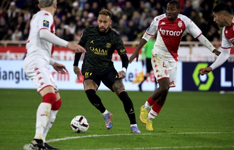 މެސީ އާއި އެމްބާޕޭ ނެތި ނޭމާ އަށް ނުވި