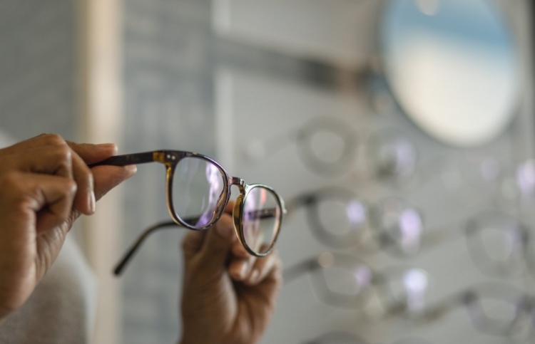 ބްލޫ ލައިޓުން ކުރިމަތިވާ މައްސަލަތަކުން ރައްކާތެރިވޭ