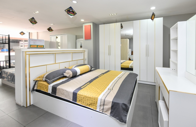 ވިނަރެސް ފްލެޓަށް ގަންނަ ފަރުނީޗަރަށް ޑިސްކައުންޓު