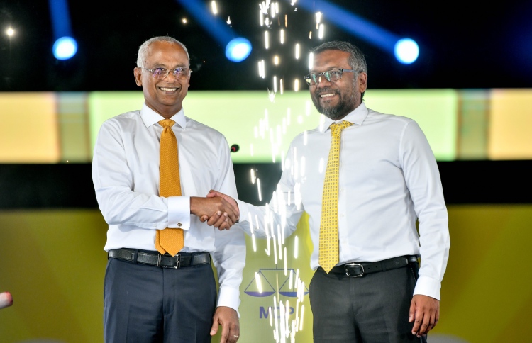 މައިދާން ތައްޔާރުވެއްޖެ، ކާމިޔާބުކުރާނަން: ފައްޔާޒް