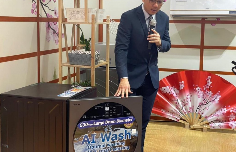 ހިޓާޗީ ޕްރޮޑަކްޓުތަކުގެ ފަހުގެ މޮޑެލްތައް އެސްޓީއޯއަށް