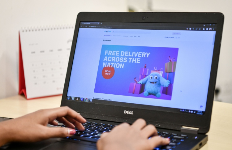 މޫލީން މާންދޫ މަސްދަޅުގެ ހަދިޔާ ޕެކް، ޑެލިވަރީ ހިލޭ