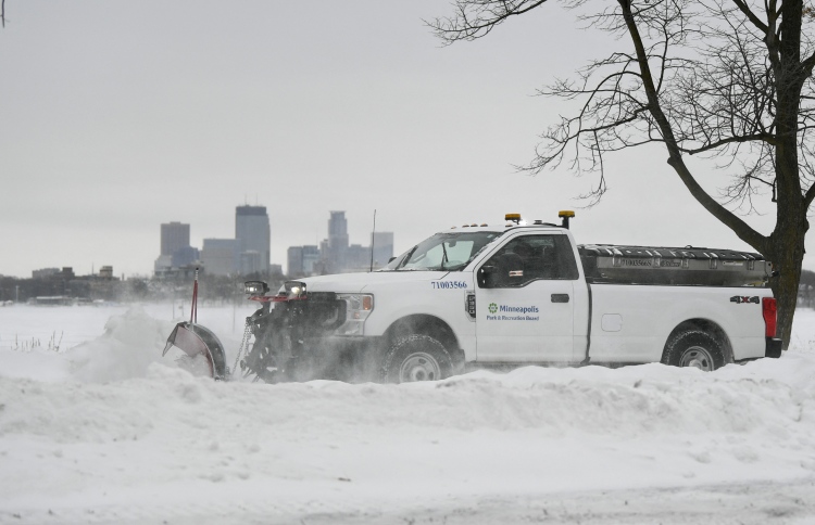 އެމެރިކާ އަށް އާދަޔާ ހިލާފު ފިނި މޫސުމެއް