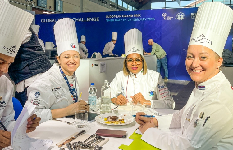 ގްލޯބަލް ޝެފްސް ޗެލެންޖުގެ ސެމީ ފައިނަލުގެ ޖަޖަކަށް ޝެފް މާހާ