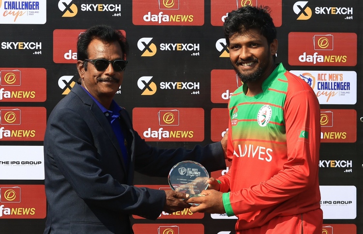 ކެޕްޓަނުގެ ހާފް ސެންޗަރީން ރާއްޖޭން އީރާން ބަލިކޮށްފި