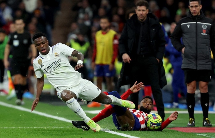 ލީގު ހޯދުމުގެ އުއްމީދު ރެއާލް މެޑްރިޑަށް ފަނޑުވެއްޖެ