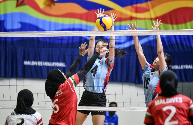 އަންހެން ވޮލީބޯޅަ ޓީމަށް ރިހި މެޑަލް