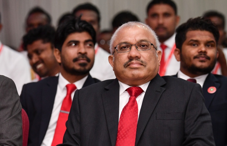 ގާސިމްގެ ސްޕެޝަލް އެޑްވައިޒަރަކަށް ޖިހާދު