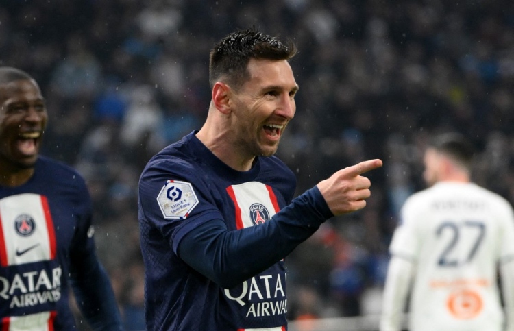 މެސީ ކްލަބް ކެރިއަރުގައި 700 ގޯލް ހަމަކޮށްފި