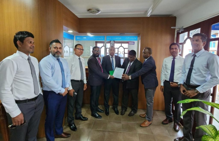 "ދެ ރައީސުން" ގެ މައްސަލަ މިފަހަރު ވެސް ބަލައިނުގަތް