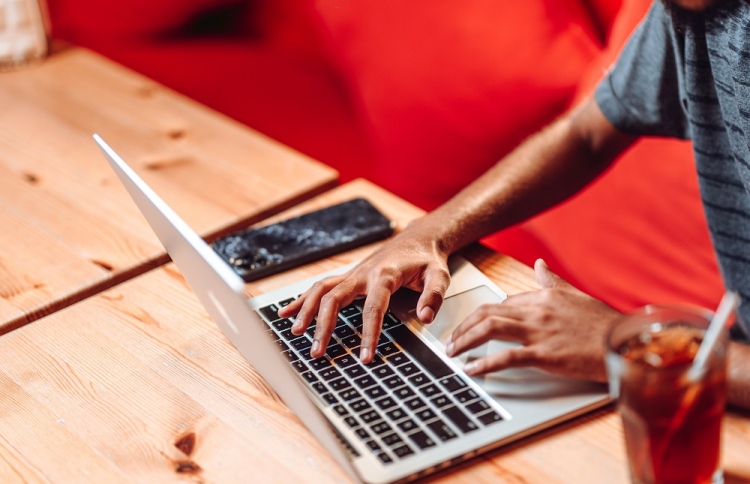 ސްކޭމަރުންގެ އާ އުކުޅުތަކަށް ސަމާލުވާން އެދެފި