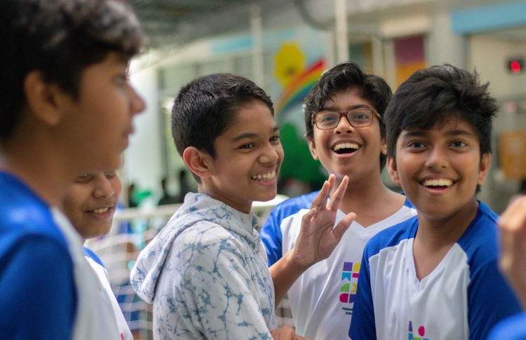 އިންގިލާބީ ސާނަވީ ތައުލީމު، ފިންލަންޑް އިންޓަނޭޝަނަލުން