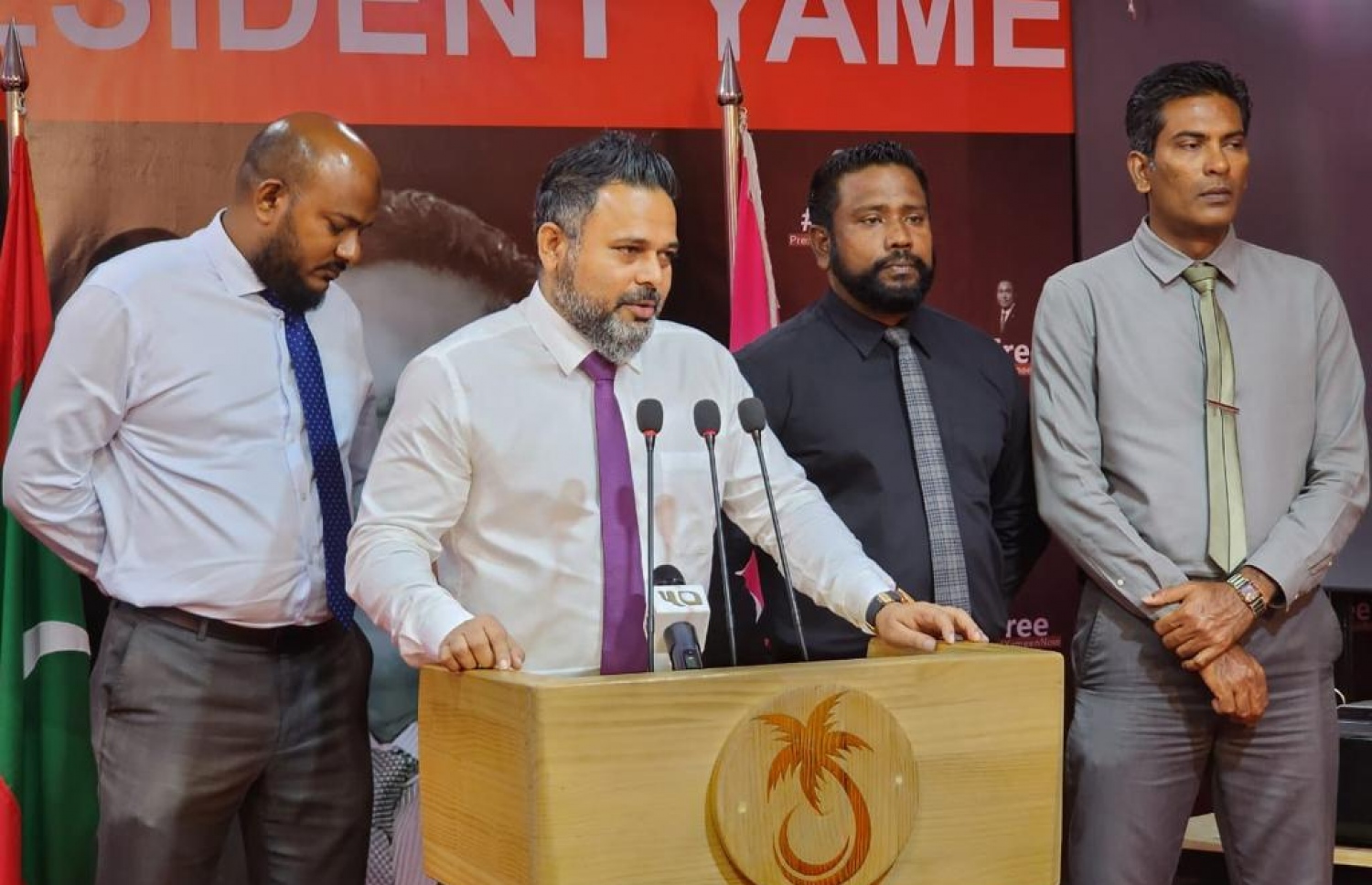 ޕީޕީއެމުން މިއަދު ބޭއްވި ނޫސްވެރިންގެ ބައްދަލުމުގައި ޝިޔާމް ވާހަކަ ދައްކަވަނީ؛ -- ފޮޓޯ: ޕީޕީއެމް