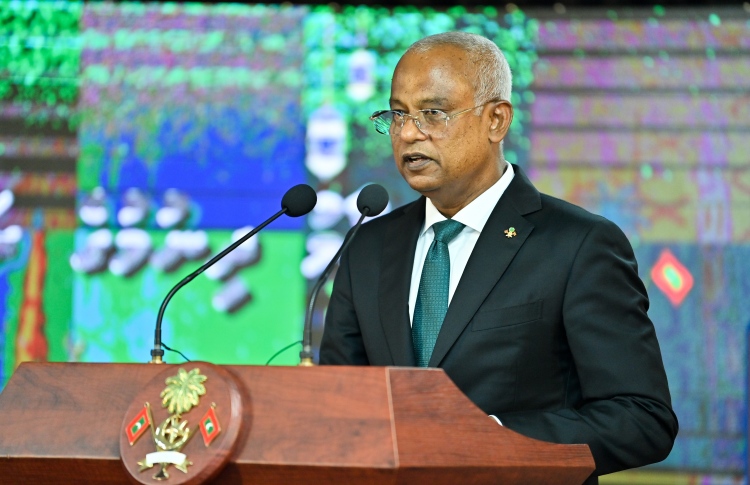 ބޭރުން ހާފިޒުން ގެންނަންޖެހޭތީ ރައީސްގެ ކަންބޮޑުވުން