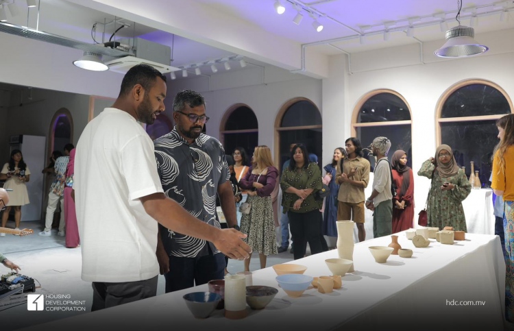 ހުޅުމާލޭގައި ކްލޭ ސްޓޫޑިއޯއެއް ހުޅުވައިފި