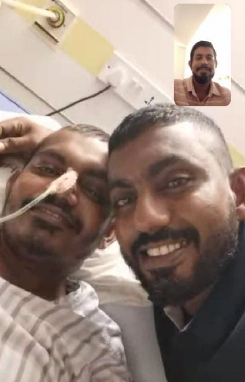 ޝާފިއު ހޮސްޕިޓަލުގައި އޮތްއިރު އޭނާގެ ރައްޓެއްސަކާ ވީޑިއޯ ކޯލެއް ކުރަނީ.