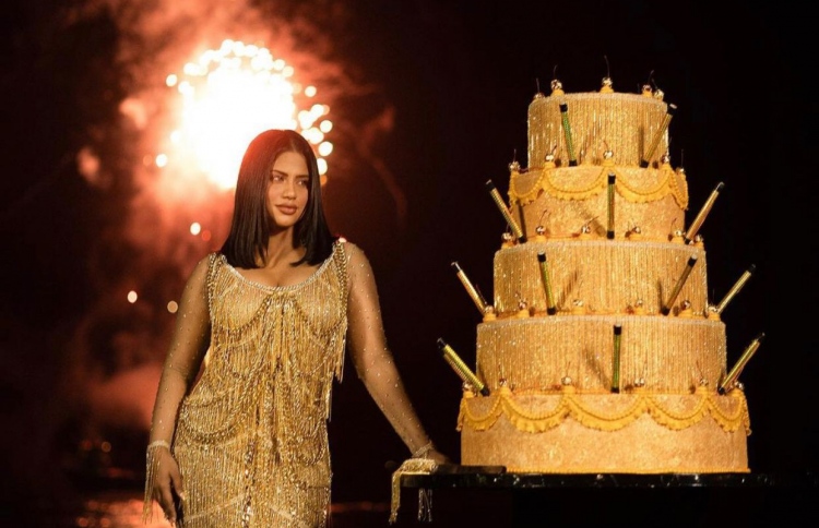 ކައިޒީނަށް ފުލުހުން ސެކިއުރިޓީއެއް ނުދޭ