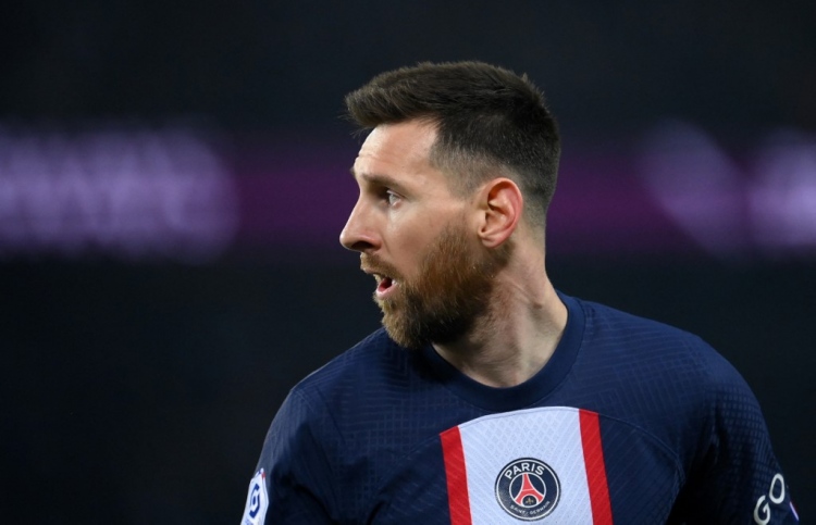 ޕީއެސްޖީ ބައެއް ސަޕޯޓަރުންގެ ހިތްހަމަނުޖެހުން މެސީ އަށް