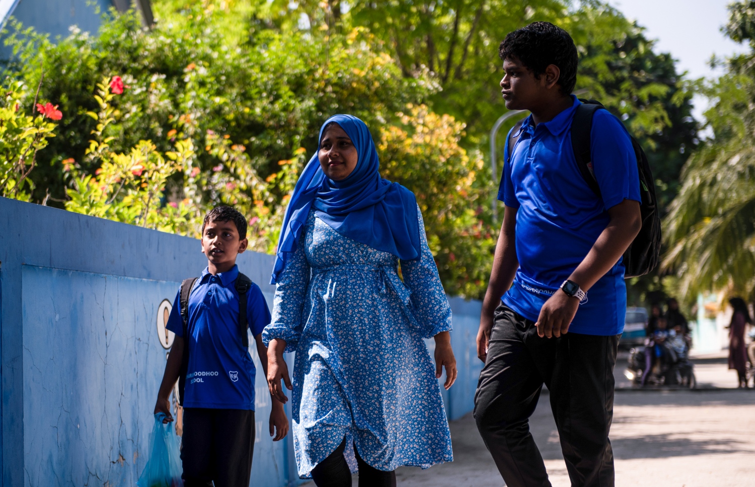 ދަރަނބޫދޫ ސްކޫލަށް ދަރިވަރުން ގެންދަނީ -- ފޮޓޯ: ވިޝާހު ޒަރީރު/ މިހާރު