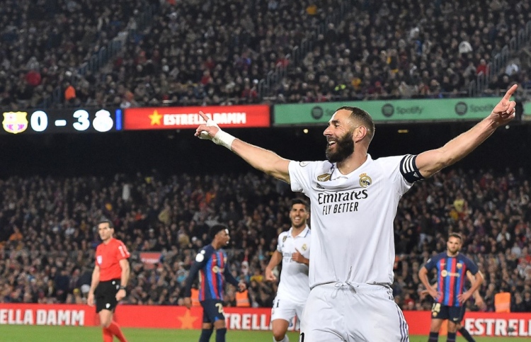 ބެންޒެމާގެ ހެޓްރިކުން ރެއާލް ސްޕެނިޝް ކަޕް ފައިނަލަށް