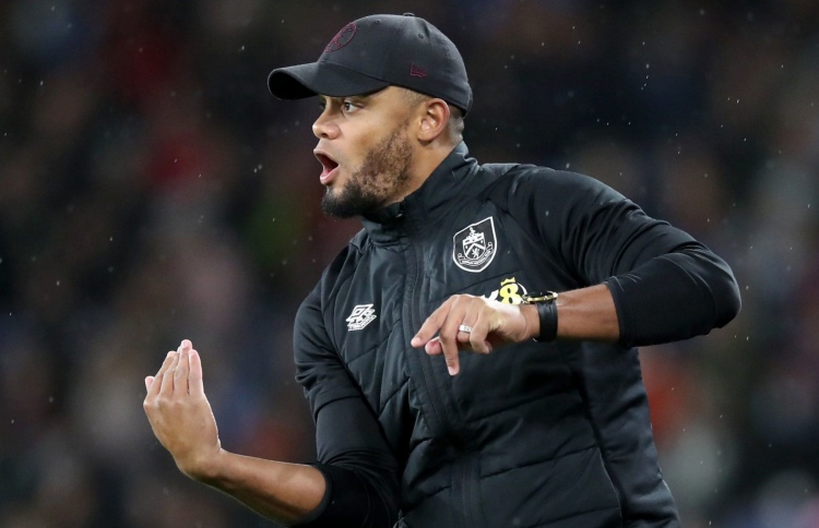 ބާކީ ހަތް މެޗު އޮއްވާ ކޮމްޕެނީ، ބާންލީ ޕްރޮމޯޓްކޮށްދީފި