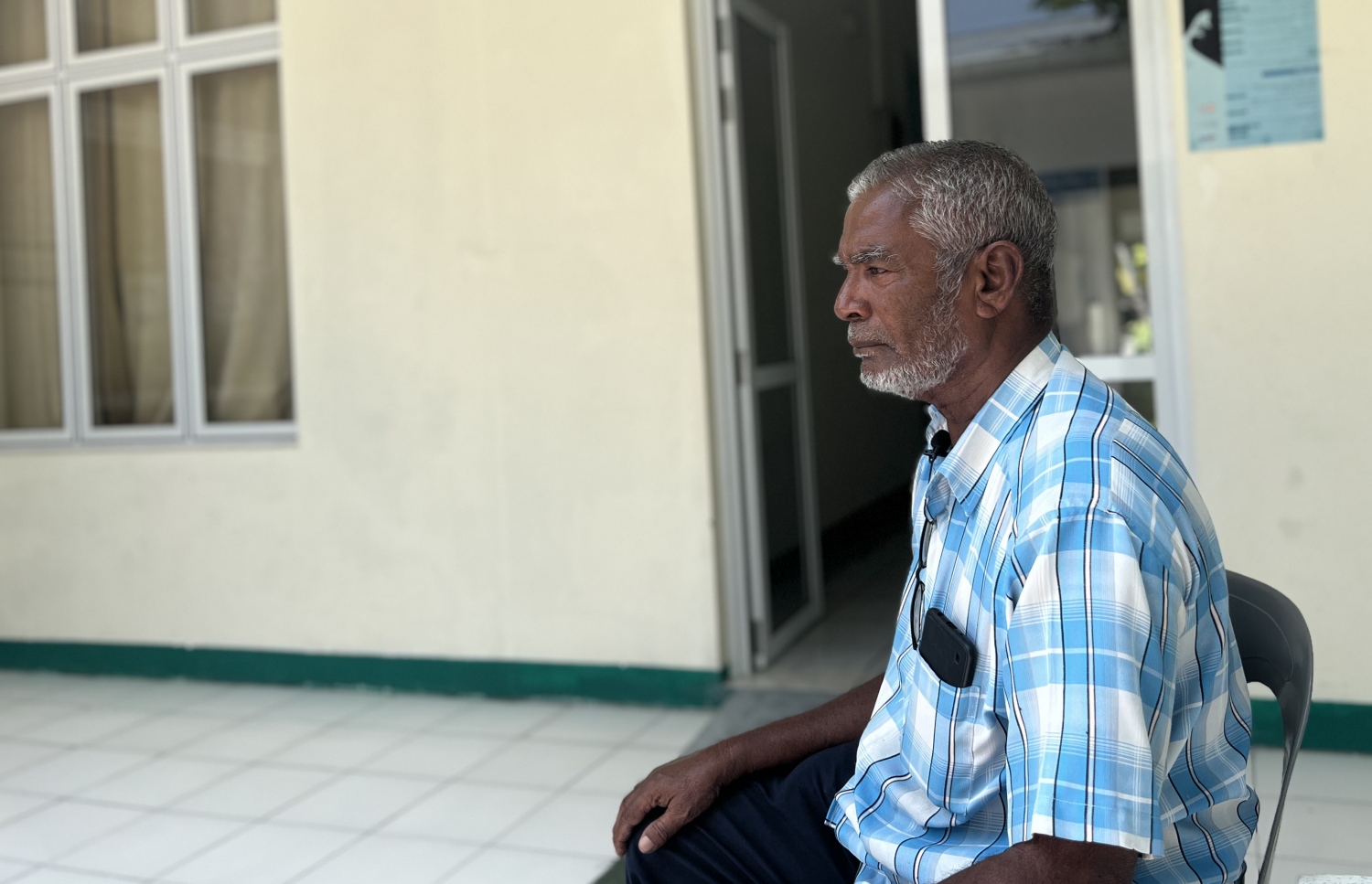 ހުސޭނުބެ "މިހާރު"އާ ވާހަކަ ދައްކަވަނީ: އޭނާ ސިފަކުރެއްވި ގޮތުގައި އެކަށީގެންވާ ފަރުވާ ލިބެން ނެތް އިރު މީހުންގެ ދުޅަހެޔޮކަން މިހާރަށް ވުރެން އެތައް ގުނައެއް ރަނގަޅު.