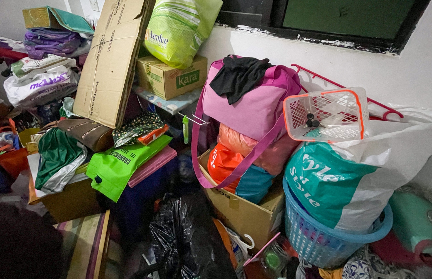 އާތިފާ މިހާރު ދިރިއުޅޭ ތަން ހުރި ގޮތް -- ފޮޓޯ: ނިޝާން އަލީ/ މިހާރު