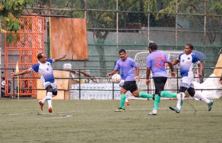 ހުޅުމާލެއަށް އެއްވަނަ، މޮޅެއްނުލިބި ނިއު އިންތިޒާރުގައި