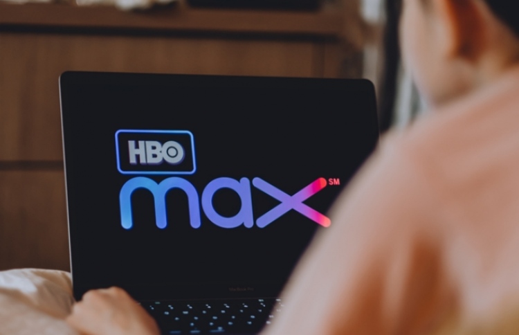 އެޗްބީއޯ މެކްސް ރިބްރޭންޑުކޮށް، "މެކްސް" ގެ ނަމަށް