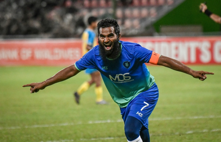 ޒުވާން ވެލެންސިއާ ބަލިކޮށް ސަސް ސެމީއާ ގާތަށް