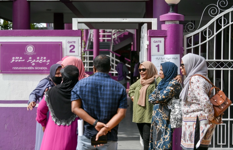 ގުރައިދޫ ދާއިރާގެ ވޯޓު ގުނުން ރޯދަ ވީއްލައިގެން!