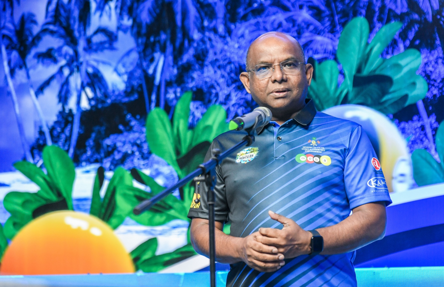 މޯލްޑިވްސް އޯޕަން ރަސްމީކޮށް ހުޅުވުމުގެ ރަސްމިއްޔާތުގައި މިނިސްޓަރު ޝާހިދު ވާހަކަފުޅު ދައްކަވަނީ. -- ފޮޓޯ: ފަޔާޒް މޫސާ/ މިހާރު