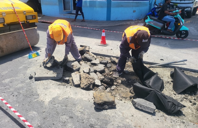 ތާރުމަގު މަރާމާތުކުރަން ޗައިނާގެ ކުންފުންޏަކަށް