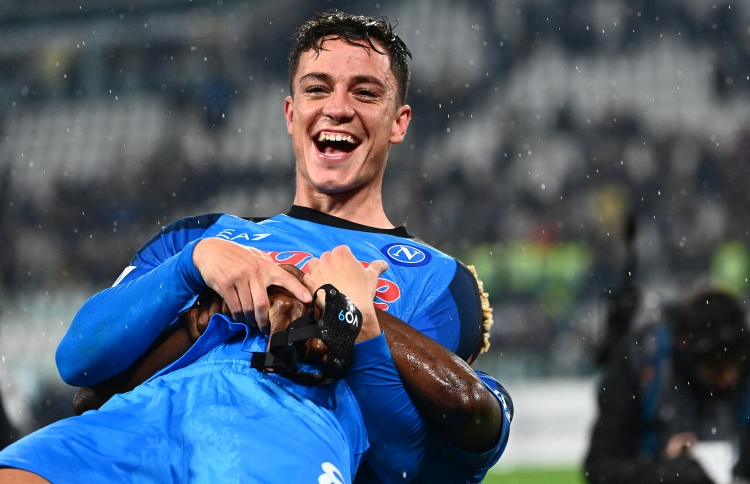 ފަހު ވަގުތުގެ ގޯލުން ނަޕޯލީ ލީގާ ފިޔަވަޅަކާ ގާތަށް