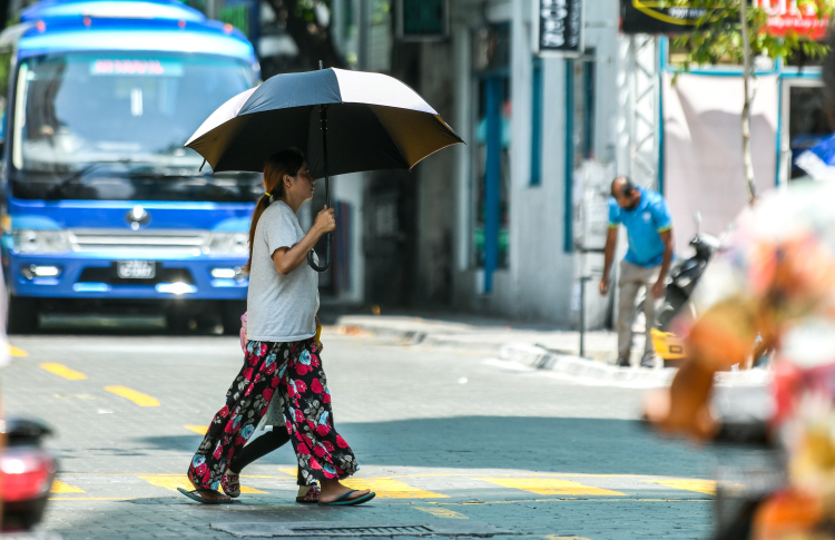 އިހުސާސްކުރެވޭ ހޫނުމިން ވަރަށް ބޮޑަށް މައްޗަށް