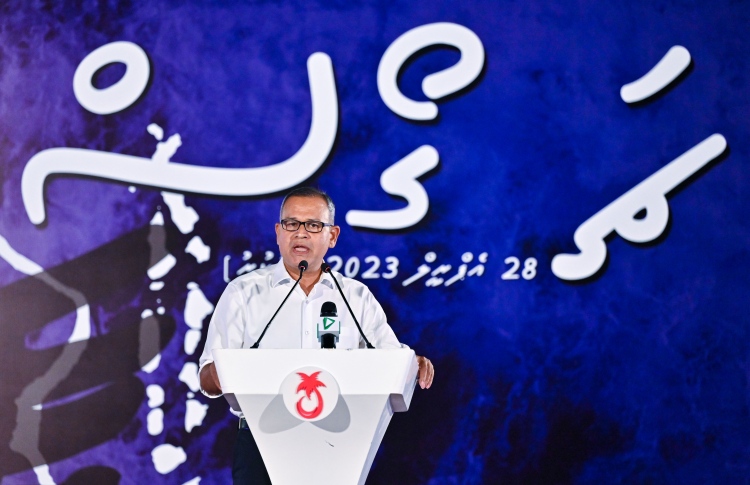ޔާމީން "ފަރުވާ" ހޯއްދަވައި ދެއްވާނެ: އާދަމް ޝަރީފް