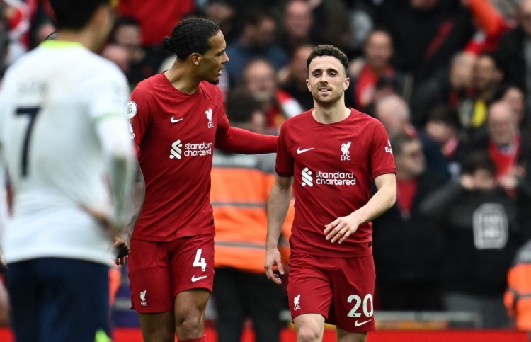 ޓޮޓެންހަމް އެއްވަރު ކުރުމުން ވެސް ލިވަޕޫލް މޮޅުވެއްޖެ