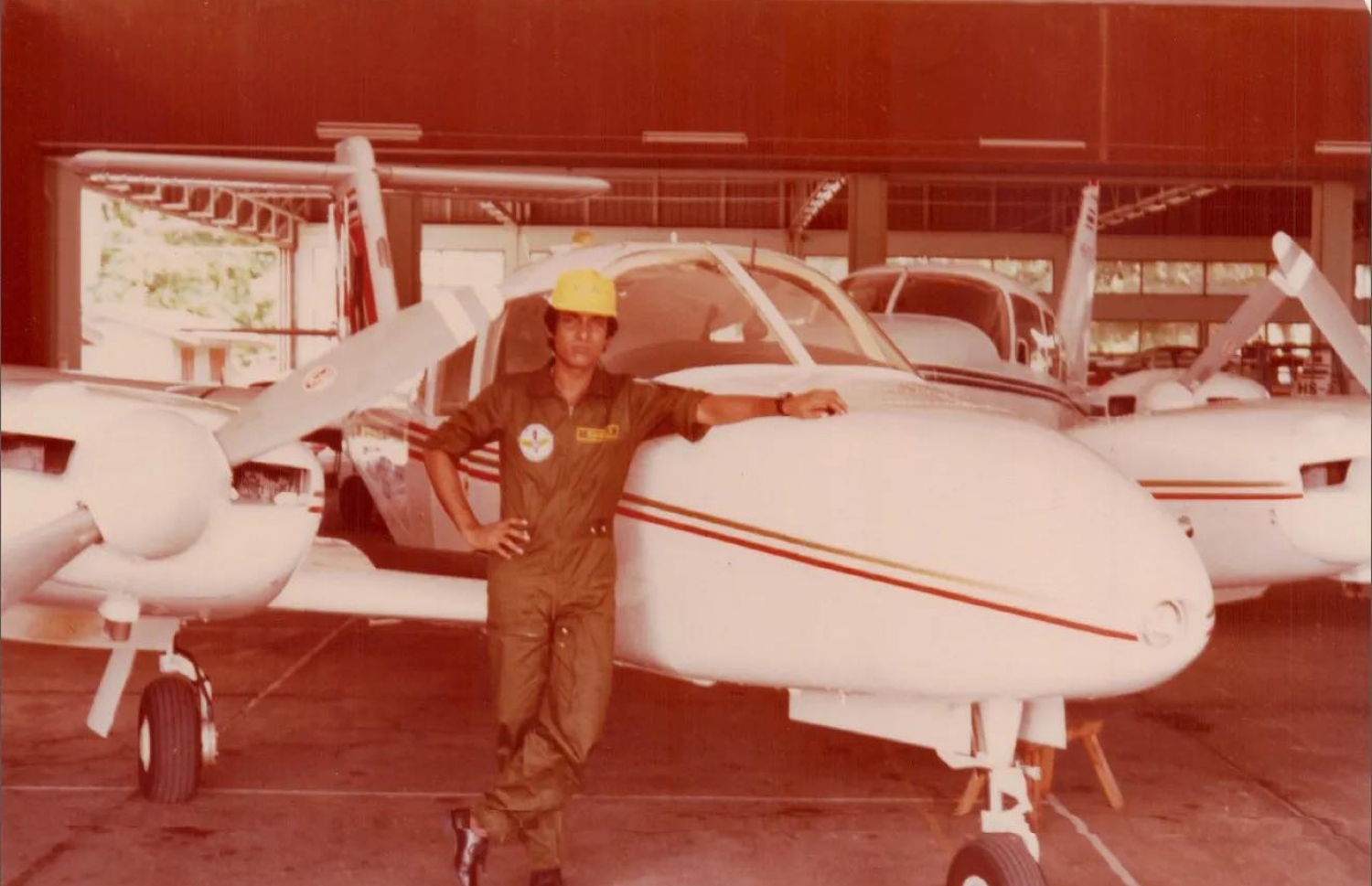 ޕައިލެޓްކަމުގެ ތަމްރީން ހެއްދެވި ދުވަސްވަރު ރަޝީދު ނެންގެވި ފޮޓޯއެއް