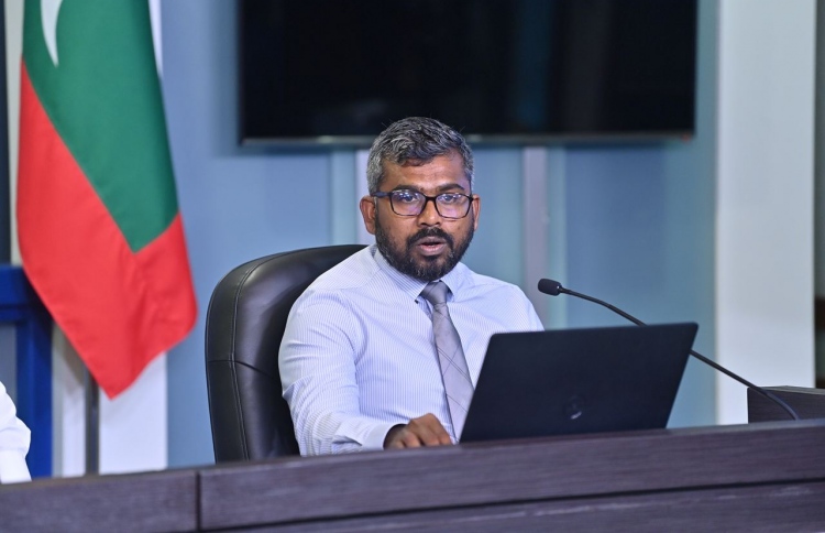 ކުލި ކުޑަވާނީ 7 އަހަރަށް، ލޯނަށް އިތުރެއް ނުވާނެ